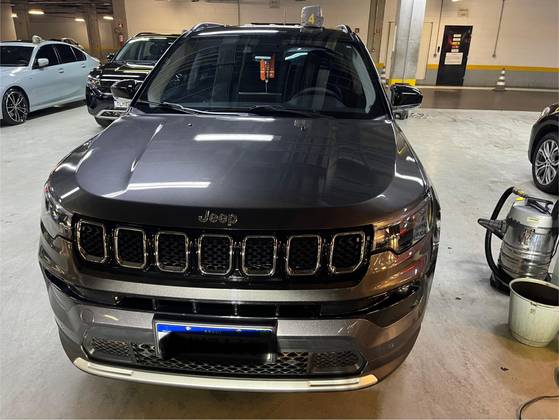 JEEP COMPASS 1.3 T270 TURBO FLEX LIMITED AT6 JEEP COMPASS 1.3 T270 TURBO FLEX LIMITED AT6